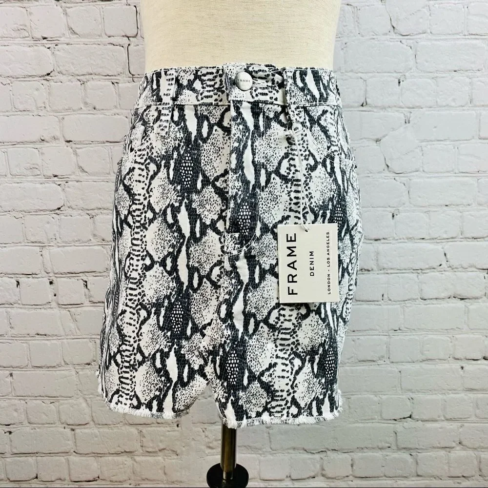 NWT FRAME Le Mini Split Front Python-Print Skirt New with tags